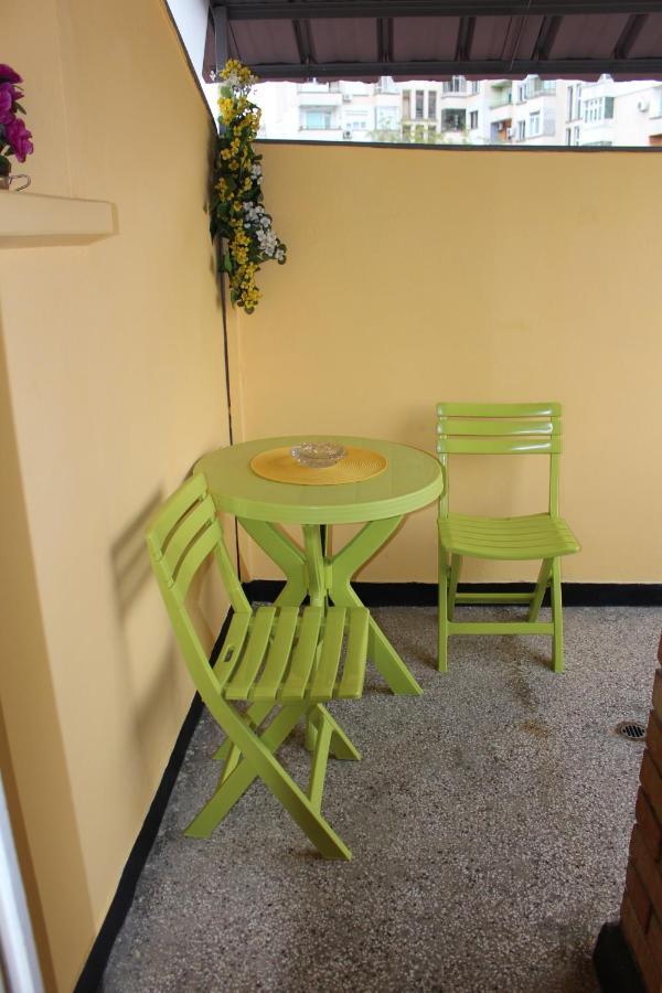 Studio Pleven Center Apartment Bagian luar foto